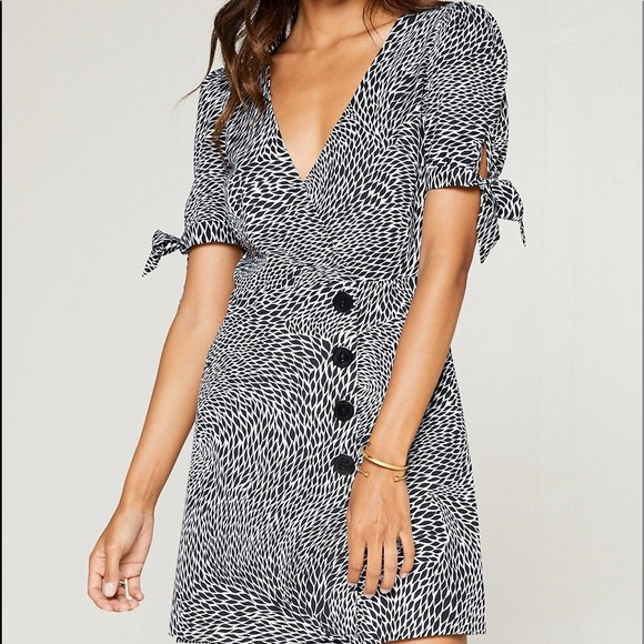 Sage Dresses & Skirts - Sage The Label Take Me There Mini Dress